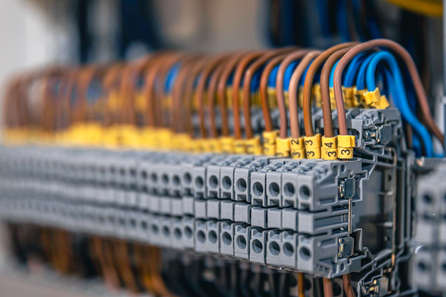 PLC Repair Services in Bengaluru | Allen Bradley, Siemens, Mitsubishi & More – HES
